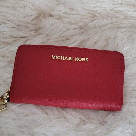Michael Kors Wristlet - Picture 1 of 3